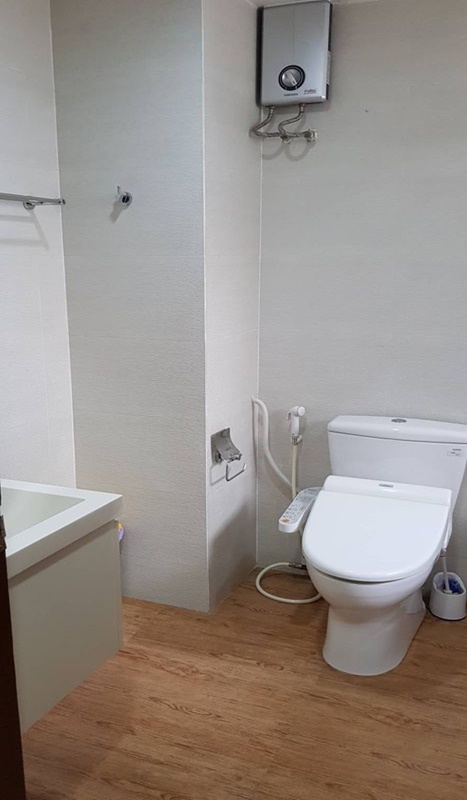 ให้เช่าคอนโด เดอะ วอเตอร์ฟอร์ด คอนโดมิเนียม 94 ตรม. 2 ห้องนอน เช่า 29,000 บ/ด