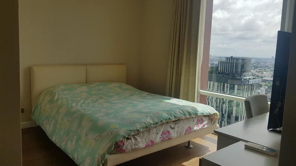 ขายคอนโด ฟูลเลอตัน สุขุมวิท พื้นที่ 289.91 ตร.ม. 4 ห้องนอน (เพนท์เฮ้าส์) ขาย 68 ล้านบาท