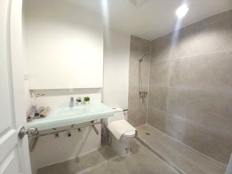 ให้เช่าคอนโด เดอะ วอเตอร์ฟอร์ด ไดมอนด์ พื้นที่ 121 ตรม. 3 ห้องนอน เช่า 65,000 บ/ด