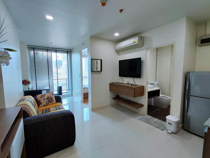 ให้เช่าคอนโด วิช แอท สยาม พื้นที่ 34.75 ตร.ม. 1 ห้องนอน เช่า 17,000 บาท/เดือน