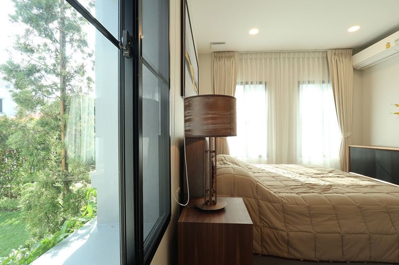 ให้เช่าบ้านเดี่ยว 2 ชั้น ย่านสะพานสูง 111 ตรว. 4 ห้องนอน เช่า 320,000 บาท/เดือน