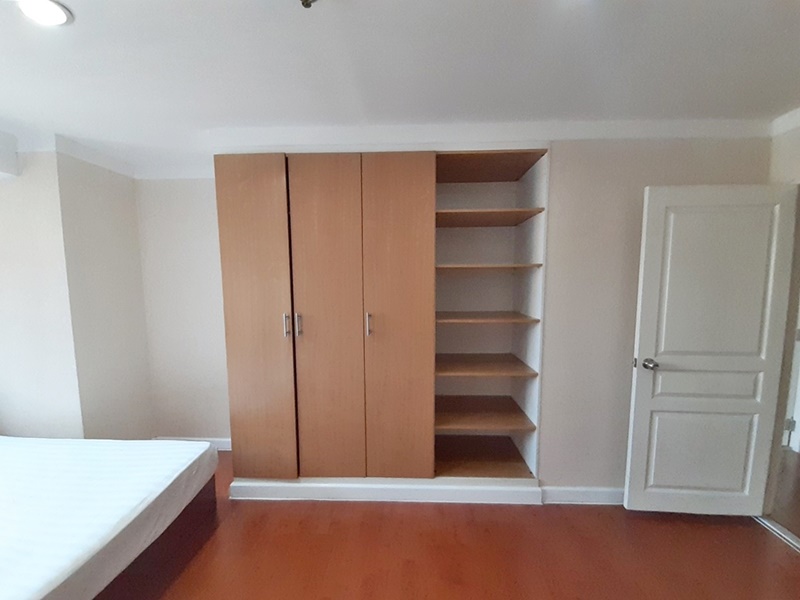 ให้เช่าคอนโด เดอะ วอเตอร์ฟอร์ด ไดมอนด์ สุขุมวิท 30/1 146 ตรม. 3 ห้องนอน 45,000 บ/ด