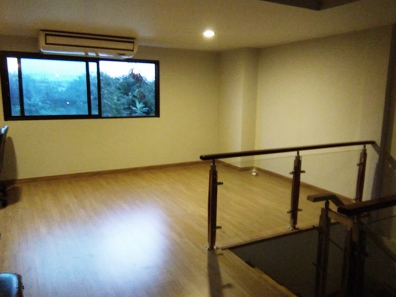 ขายโฮมออฟฟิศ 3.5 ชั้น ย่านประเวศ พื้นที่ 22 ตรว. 3 หองนอน ขาย 12 ล้านบาท