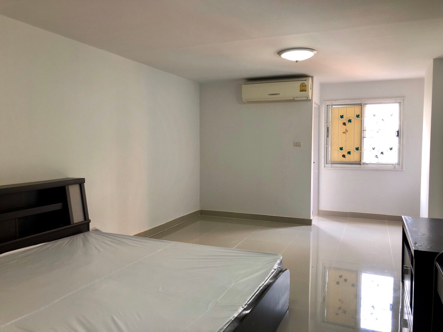 ขายคอนโด รีเจ้นท์ โฮม 1 พหลโยธิน 67 พื้นที่ 30 ตร.ม. สตูดิโอ ขาย 850,000 บาท