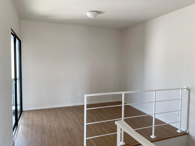 ให้เช่าทาวน์โฮม 3 ชั้น ย่านภาษีเจริญ พื้นที่ 141 ตร.ม. 3 ห้องนอน เช่า 25,000 บ/ด