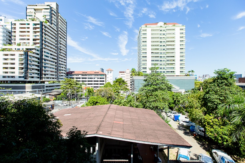 ให้เช่าคอนโด ทากะ เฮาส์ เอกมัย 12 พื้นที่ 31 ตร.ม. 1 ห้องนอน เช่า 16,000 บ/ด