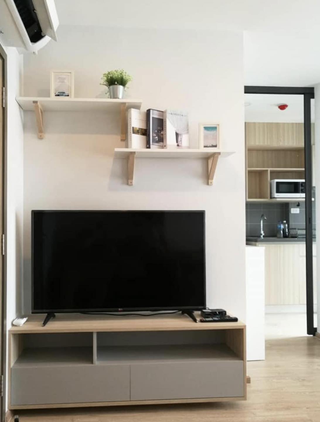 ไอดิโอ โอทู บางนา ห้องสตูดิโอ 1ห้องน้ำ ขนาด27ตร.ม ชั้น22 ตึกC ทิศตะวันออก