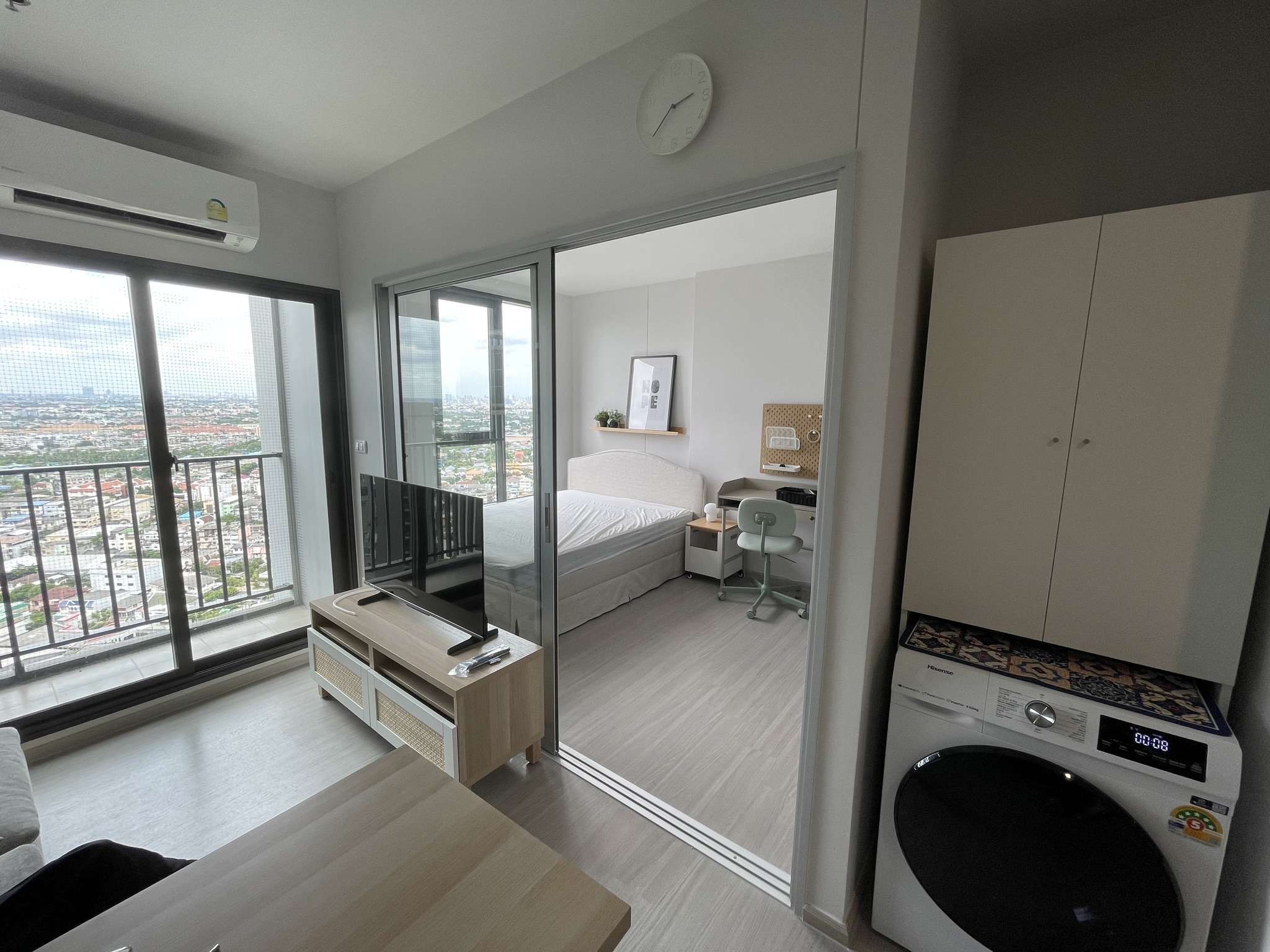 ให้เช่าคอนโด เดอะพาร์คแลนด์ เพชรเกษม 56 พื้นที่ 31 ตรม. 1 ห้องนอน ราคาเช่า 13,500 /เดือน