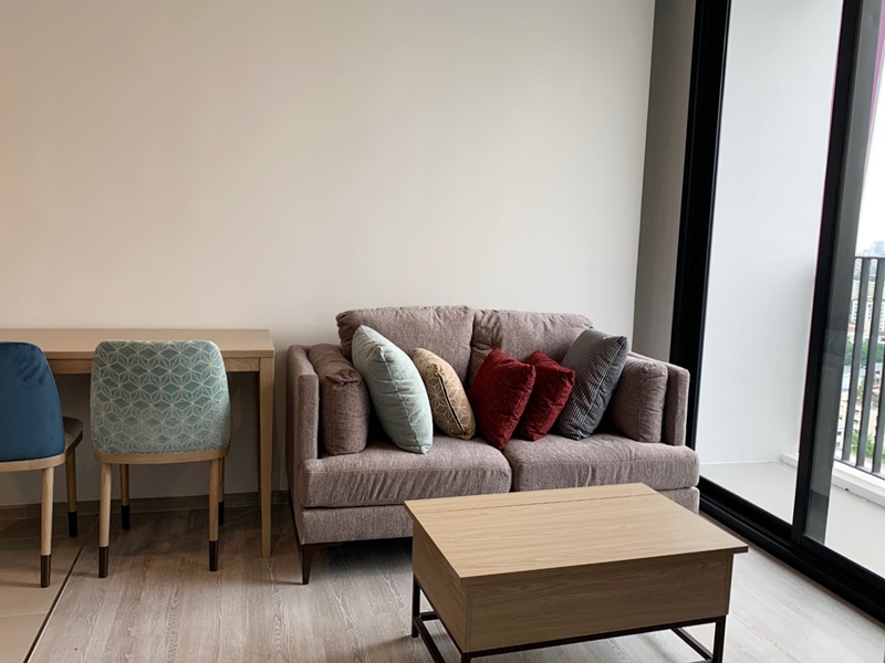 ให้เช่าคอนโด เอ็กซ์ที เอกมัย พื้นที่ 31.53 ตร.ม. 1 ห้องนอน เช่า 20,000 บ/ด