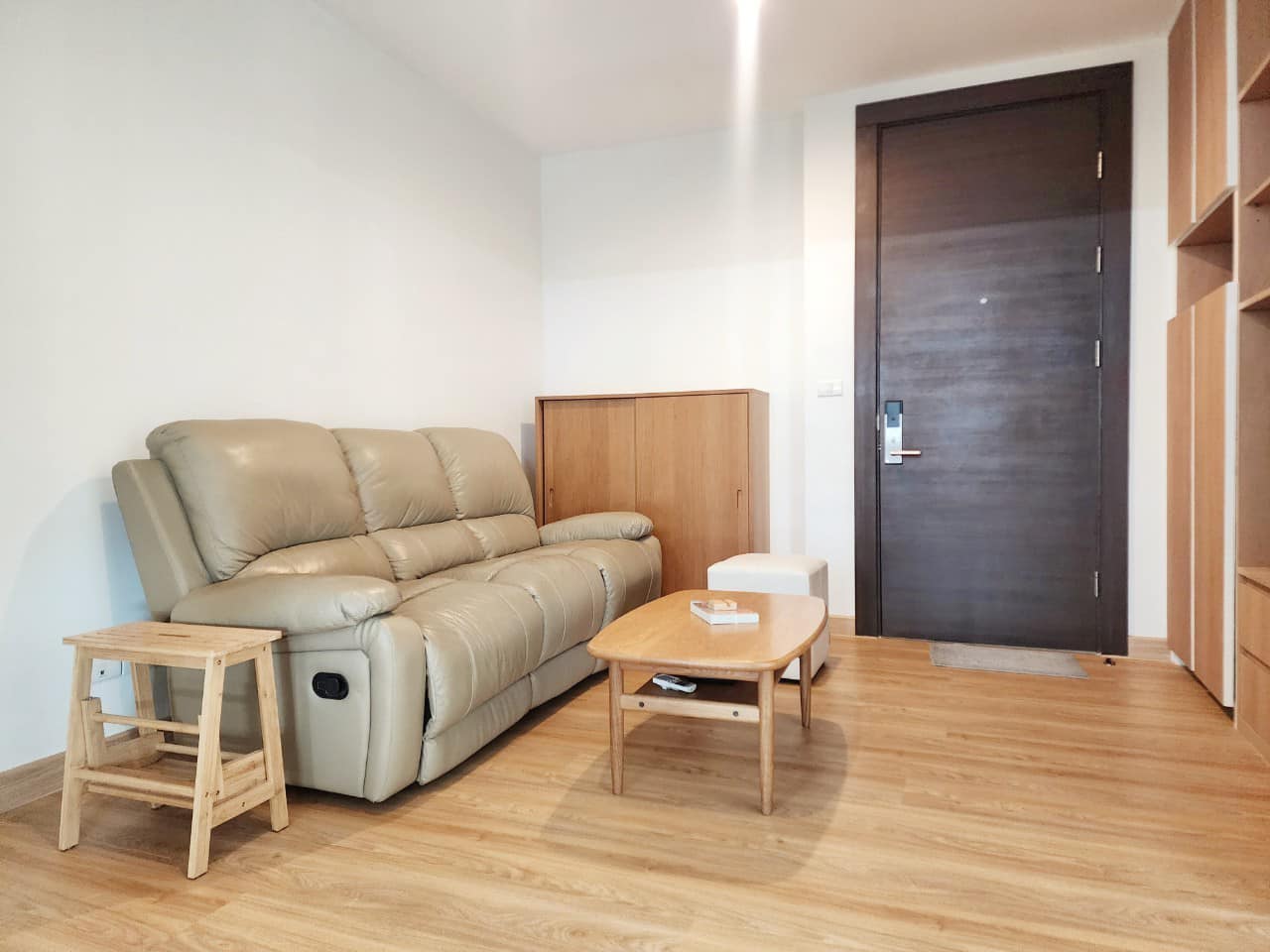 ให้เช่าคอนโด ริทึ่ม รัชดา 45 sq.m. 1 ห้องนอน เช่า 18,000 /เดือน