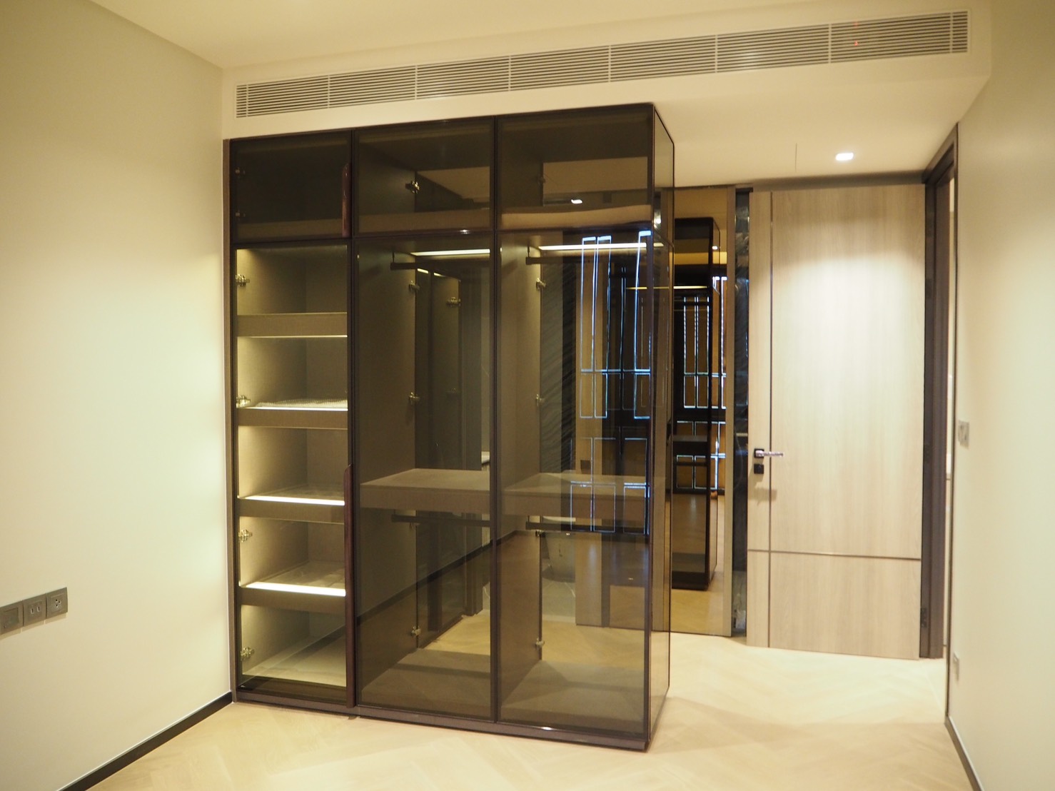 ขายคอนโด เดอะ รีเซิร์ฟ สุขุมวิท 61 พื้นที่ 62.66 ตร.ม. 2 ห้องนอน ขาย 15.6 ล้านบาท