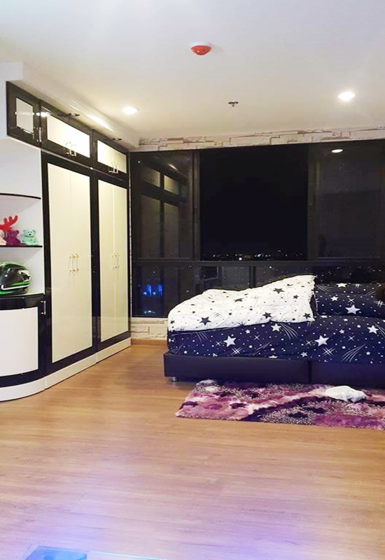 ขายคอนโด เดอะ ทรี อินเตอร์เชนจ์ พื้นที่ 31 ตร.ม. 1 ห้องนอน ขาย 2.9 ล้านบาท