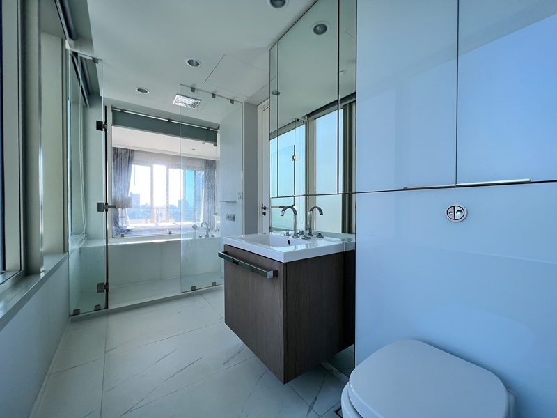 ให้เช่าคอนโด 185 ราชดำริ พื้นที่ 108 ตรม. 2 ห้องนอน เช่า 95,000 บาท/เดือน