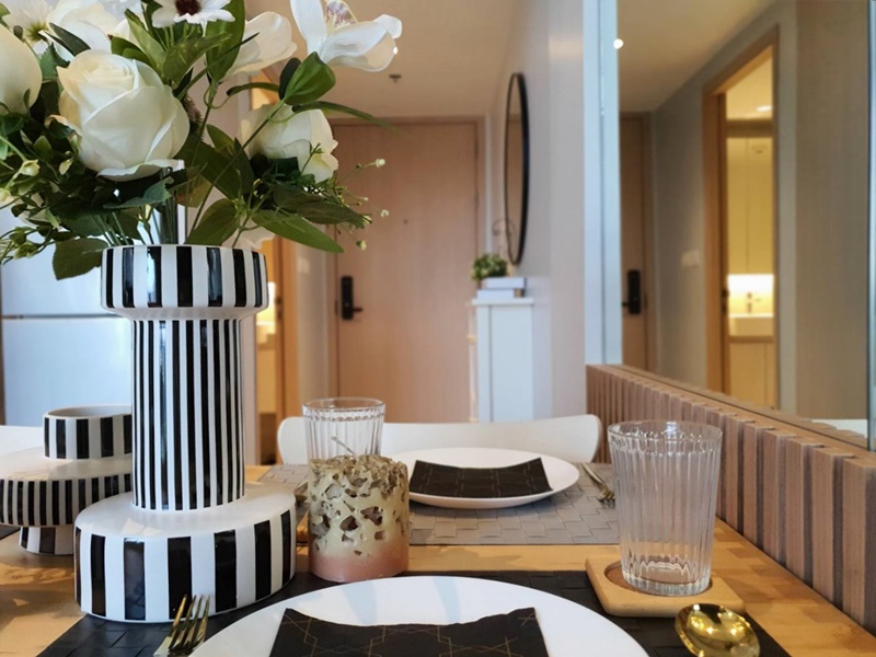 ให้เช่าคอนโด เดอะ ลอฟท์ สีลม พื้นที่ 48 ตร.ม. 1 ห้องนอน ให้เช่า 35,000 บ/ด