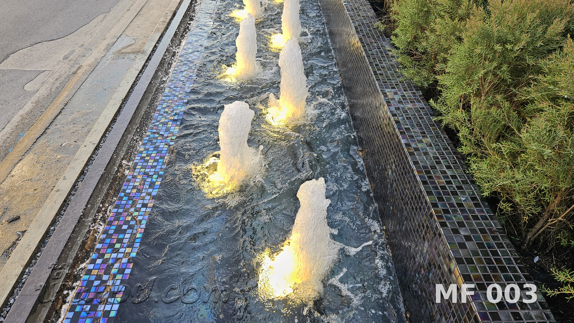 น้ำพุต้นสน MOTIF สุขุมวิท-บางนา