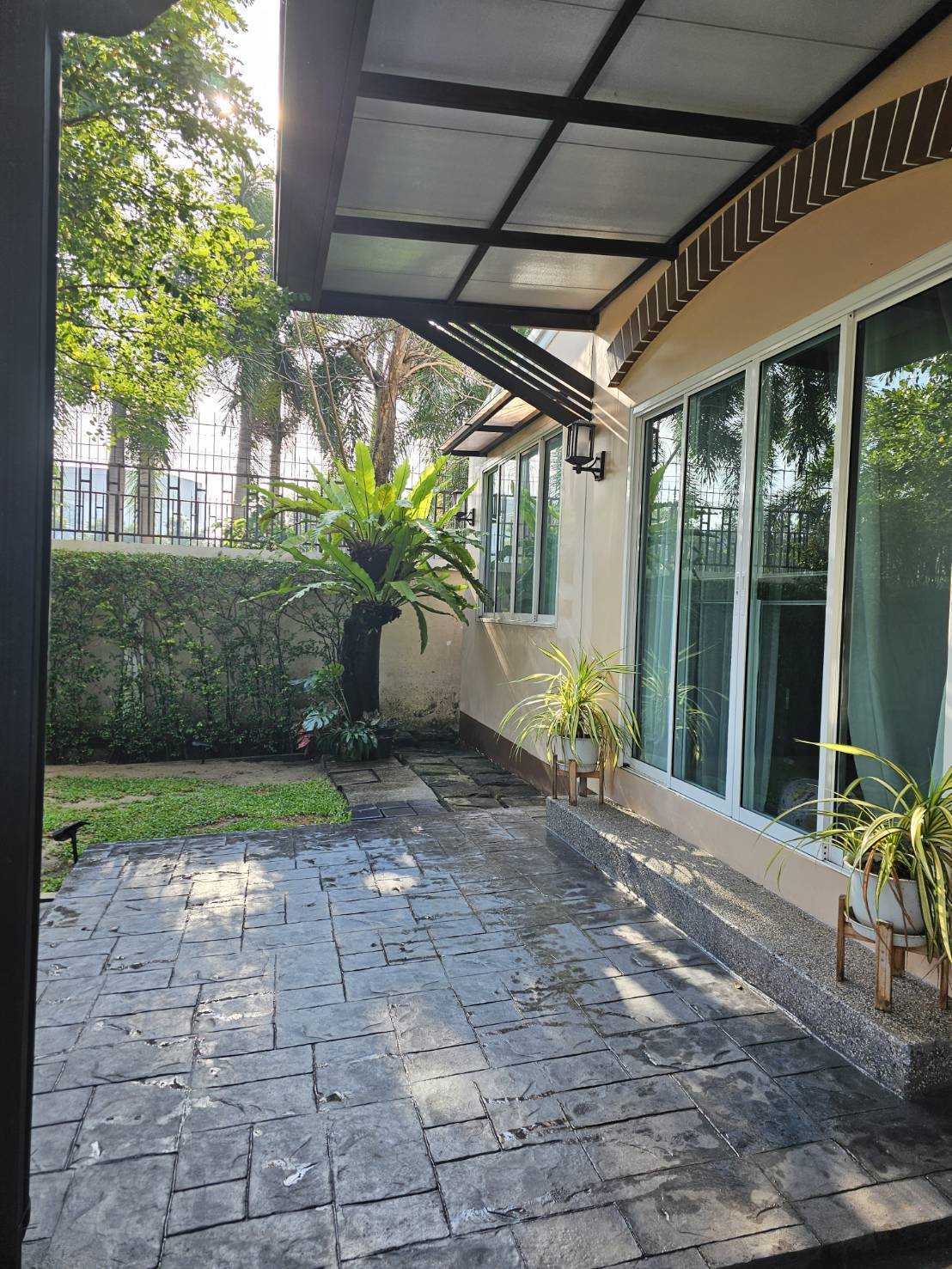 ขายบ้านเดี่ยว 2 ชั้น ย่าน ราชพฤกษ์ 81.4 ตารางวา 3 ห้องนอน ขาย 12 ล้านบาท