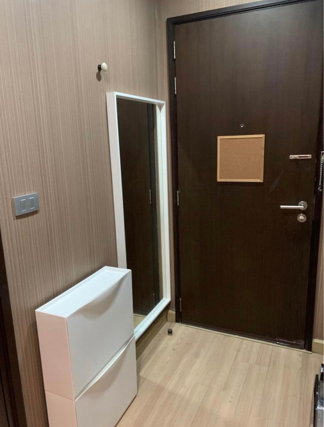 ให้เช่าคอนโด สกาย วอล์ค เรสซิเดนเซส 40 ตร.ม สตูดิโอ ราคา 18,000 บาท/เดือน