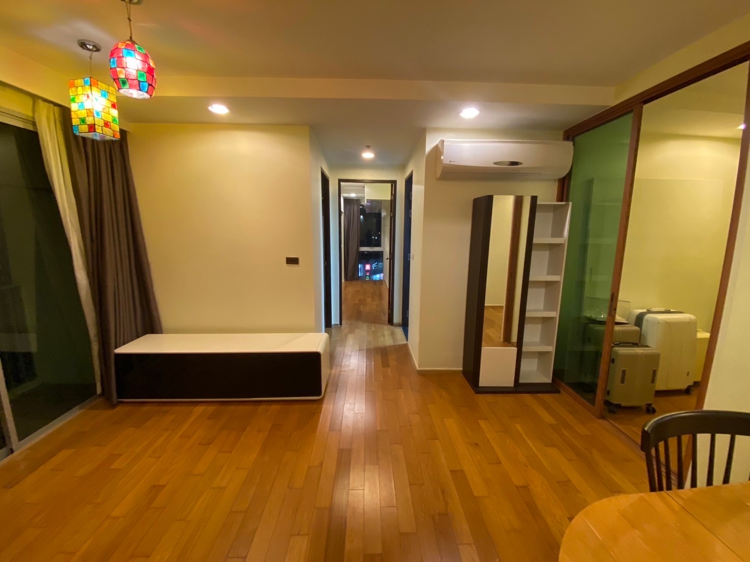 ให้เช่าคอนโด แอ็บสแตร็กส์ พหลโยธิน พาร์ค พื้นที่60 ตรม. 2 ห้องนอน เช่า 26,000 บาท/เดือน