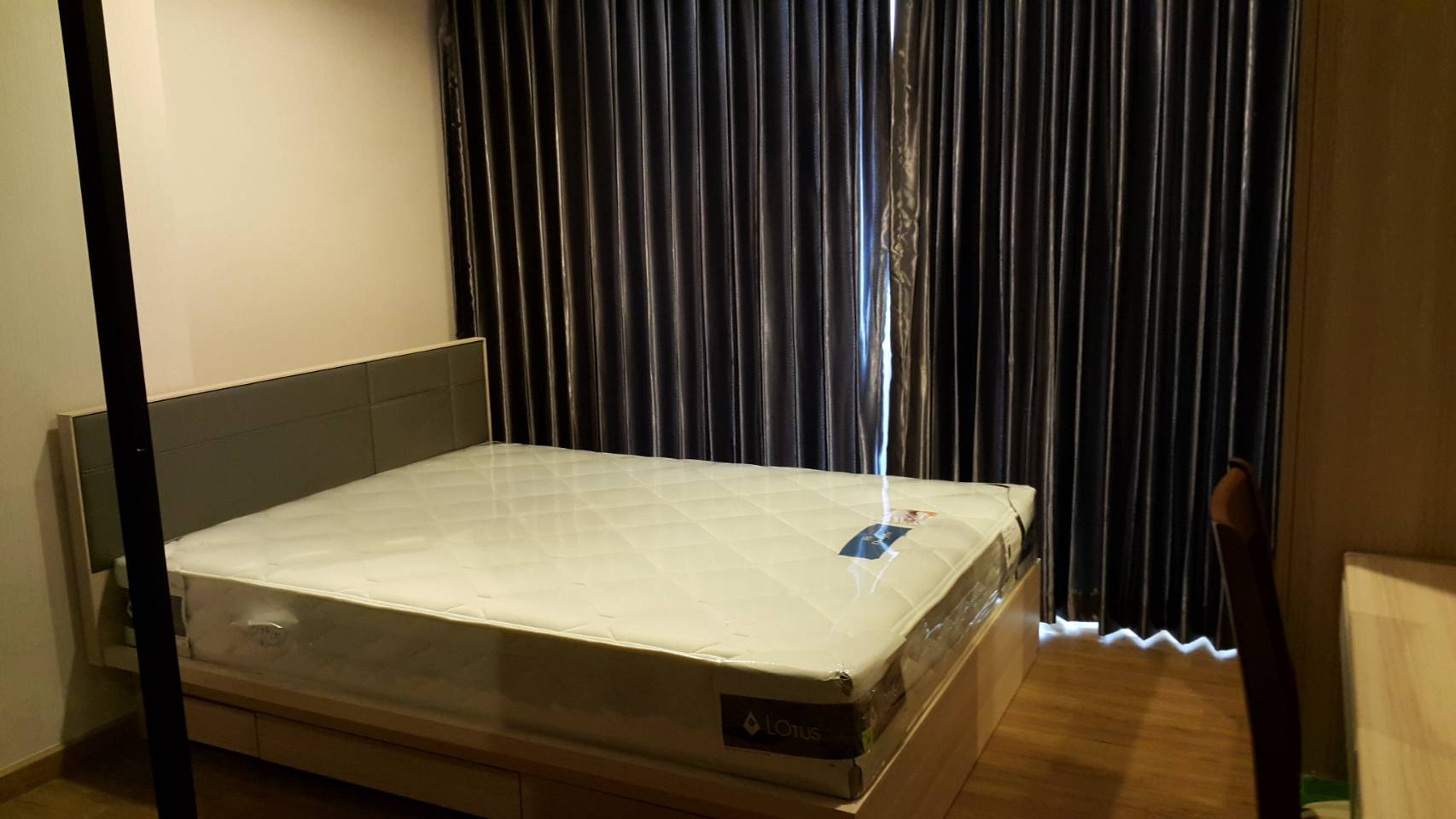 ให้เช่าคอนโด เดอะ ทรี อินเตอร์เชนจ์ พื้นที่ 35 ตร.ม. 1 ห้องนอน เช่า 12,500 บ/ด