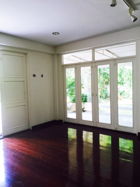 ขายบ้านเดี่ยว 2 ชั้น ย่านทองหล่อ พื้นที่ 350 ตารางวา ขาย 350 ล้านบาท