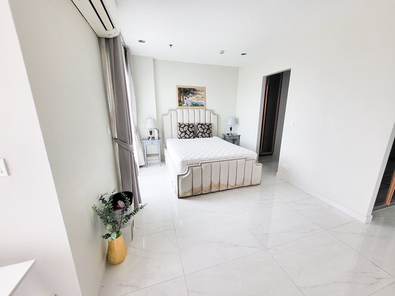 ให้เช่าคอนโด ซี เอกมัย พื้นที่ 100 ตร.ม. 3 ห้องนอน เช่า 65,000 บ/ด