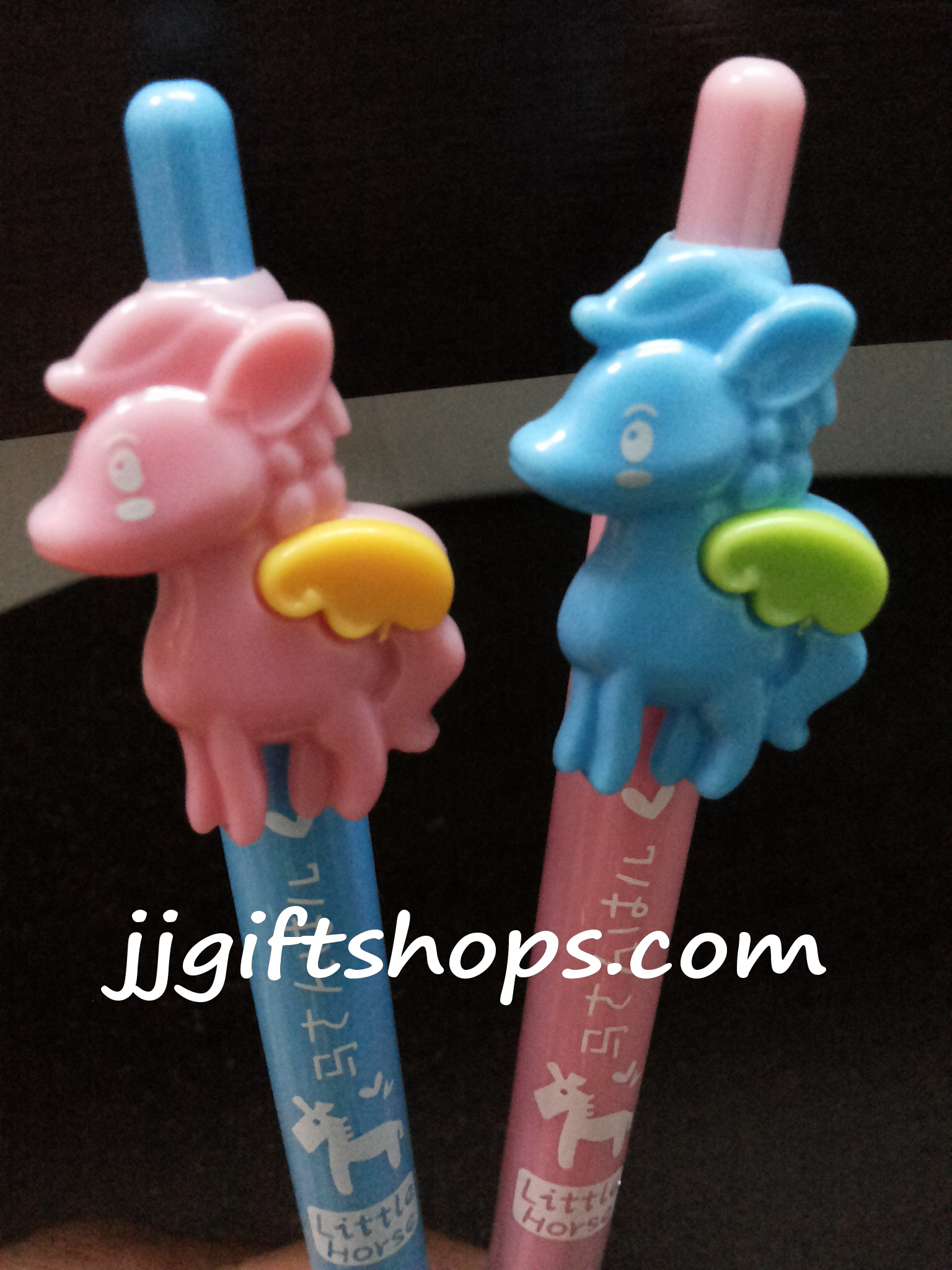 ปากกาลูกลื่น ลายม้าโพนี่ (ซื้อ 6 อันราคาส่ง 15 บาท/อัน)