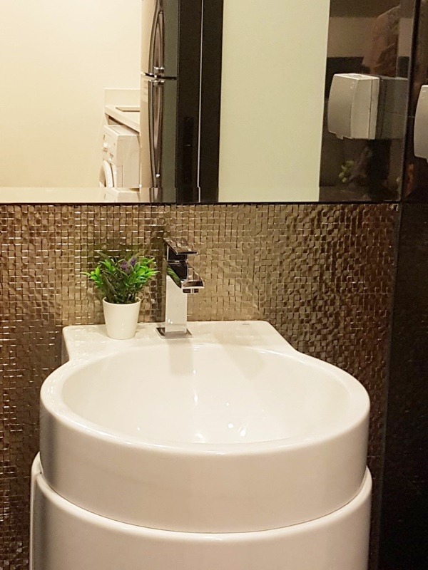 ให้เช่าคอนโด ริทึ่ม สุขุมวิท 36-38 พื้นที่ 24 ตร.ม. สตูดิโอ ให้เช่า 15,000 บ/ด