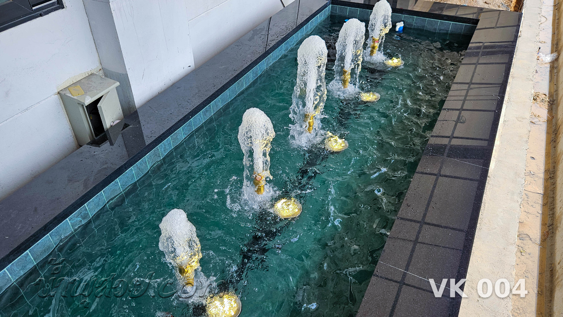 น้ำพุฟองเบียร์ วงษ์สยามก่อสร้าง จ.ระยอง