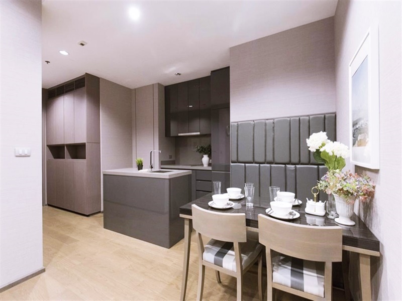 ให้เช่าคอนโด เดอะ ดิโพลแมท สาทร พื้นที่ 70 ตร.ม. 2 ห้องนอน เช่า 55,000 บ/ด