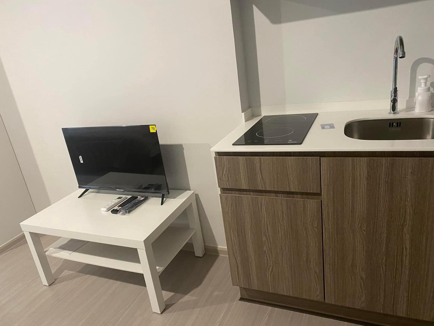 ให้เช่า The Parkland Phetkasem56 เดอะพาร์คแลนด์ เพชรเกษม56 รูปแบบห้อง Studio ขนาดพื้นที่ 26.07 ตารางเมตร ชั้น1X ตึกA