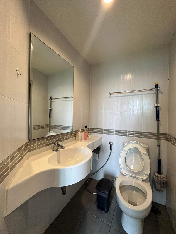 ให้เช่าคอนโด ลุมพินี พาร์ค พระราม 9-รัชดา พื้นที่ 27 ตร.ม. 1 ห้องนอน เช่า 11,000 บ/ด