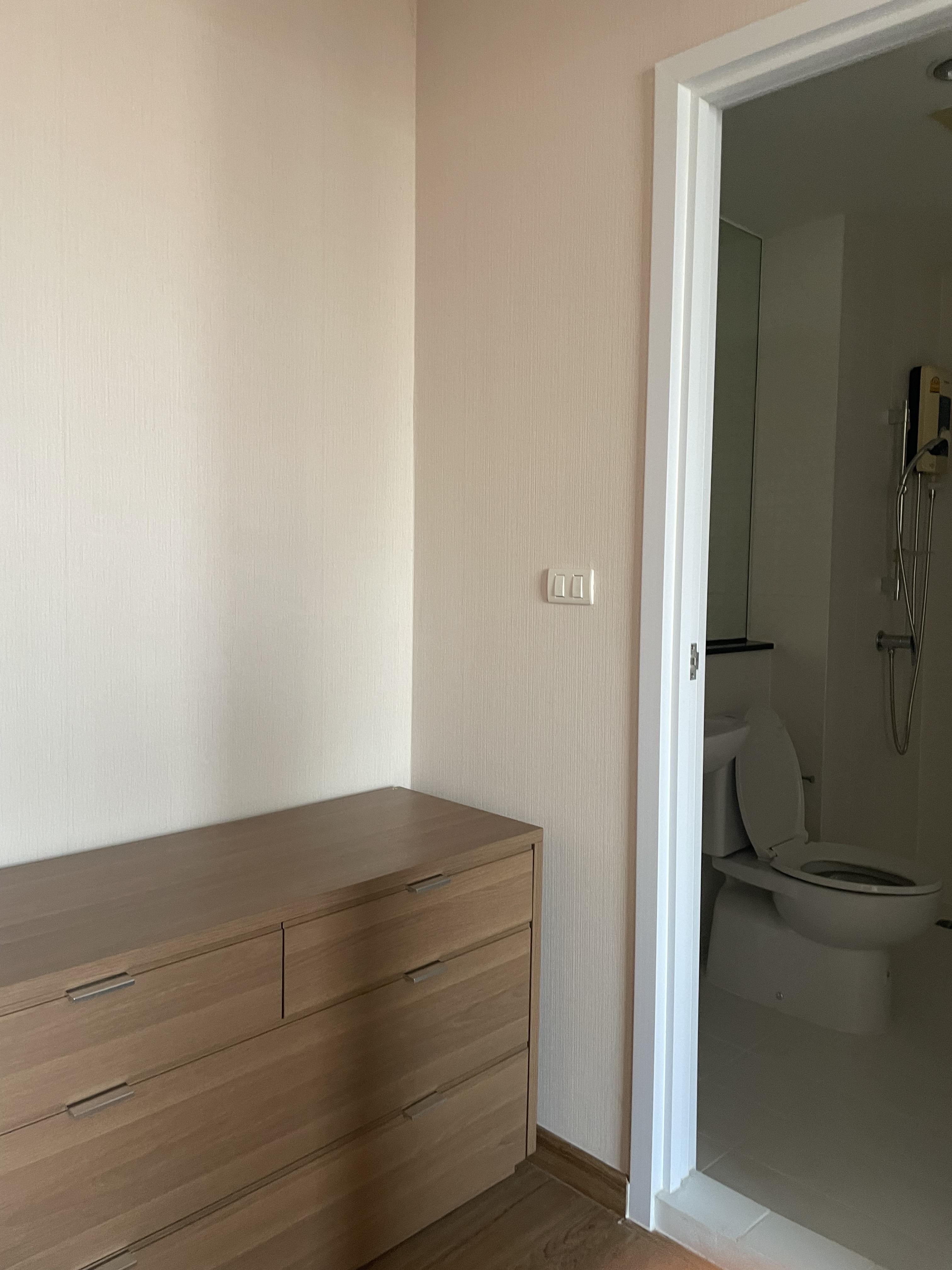 The tree interchange 2 ห้องนอน 2 ห้องน้ำ 64 ตรม