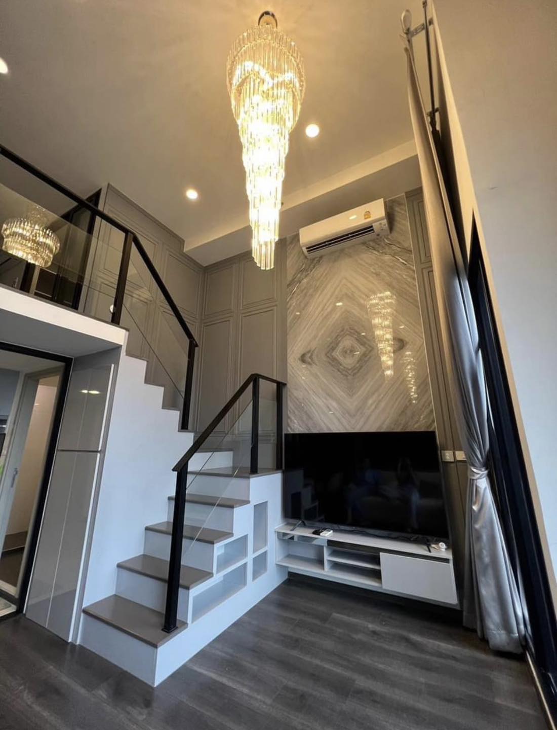 ให้เช่า ไนท์บริดจ์ สเปซ รัชโยธิน 37ตร.ม Duplex 1 ห้องนอน ราคา 26,000 บาท/เดือน