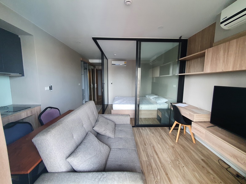 ให้เช่าคอนโด บลอสซั่ม คอนโด สาทร-เจริญราษฎร์ พื้นที่ 31 ตร.ม. 1 ห้องนอน เช่า 11,000 บ/ด