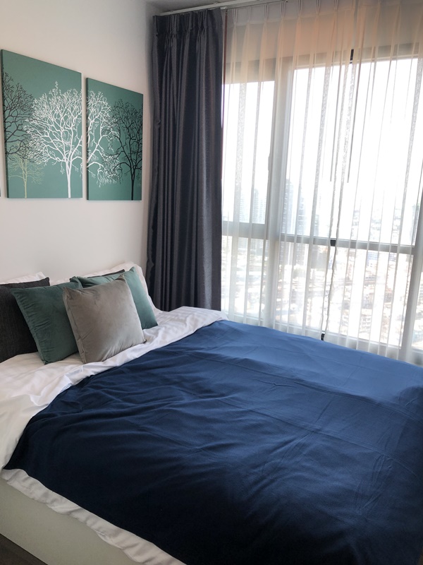 ให้เช่าคอนโด เดอะ เบส พาร์ค เวสต์ พื้นที่ 30 ตร.ม. 1 ห้องนอน เช่า 15,000 บ/ด