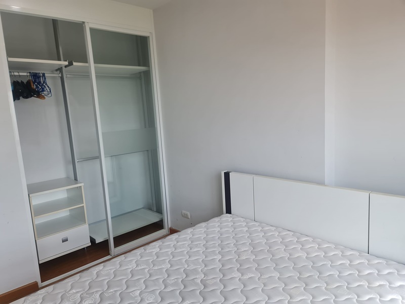 ให้เช่าคอนโด เดอะ พาร์คแลนด์ เพชรเกษม พื้นที่ 30 ตร.ม. 1 ห้องนอน เช่า 12,000 บ/ด