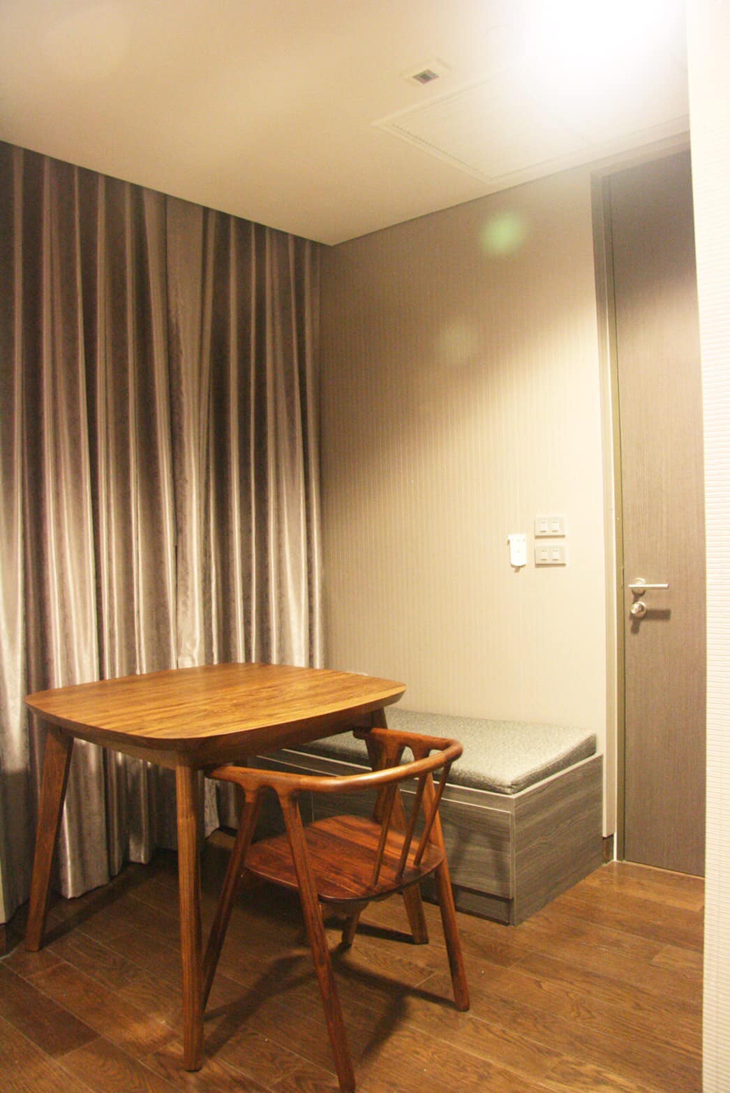 ให้เช่าคอนโด The Lumpini 24 เดอะ ลุมพินี 24 1 ห้องนอน 29 ตรม. ราคาเช่า 22000 b