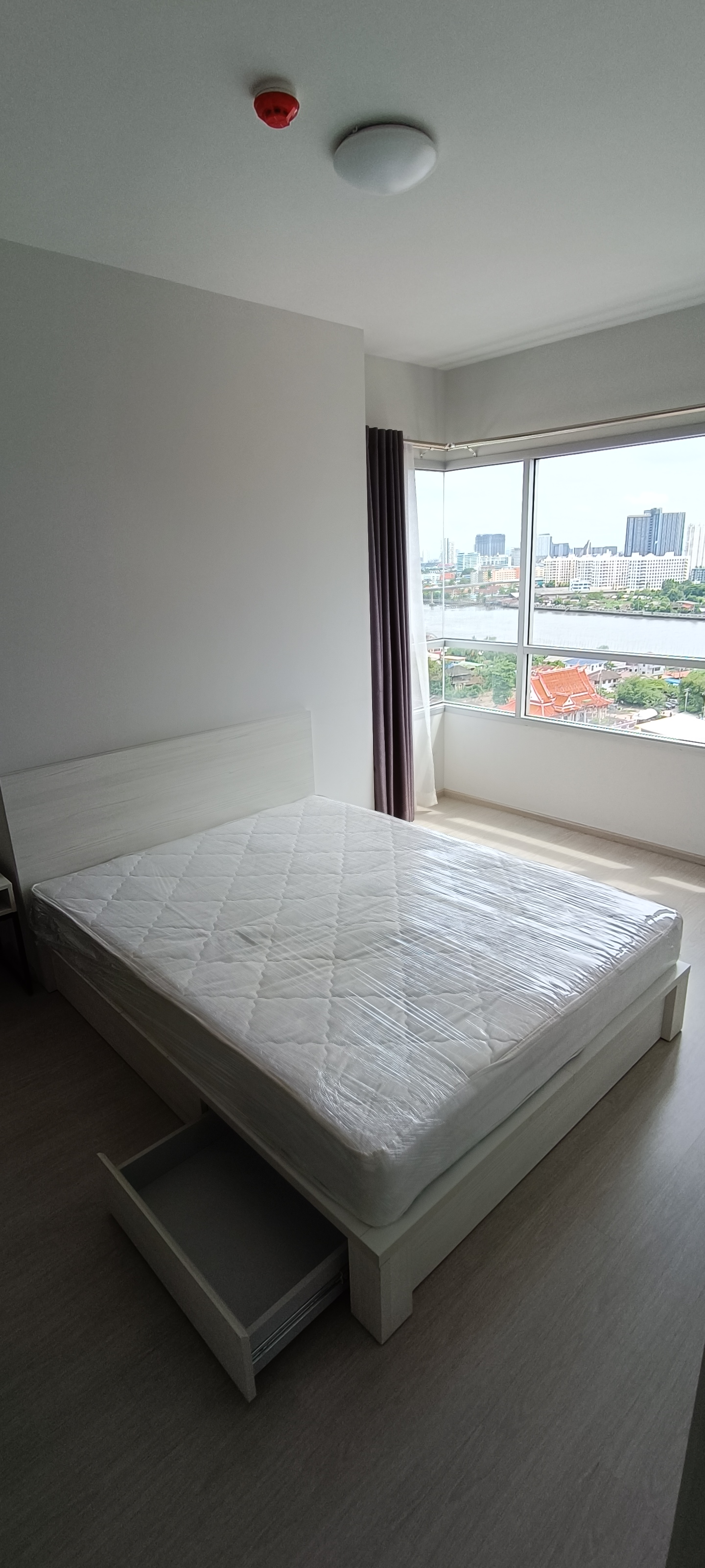 ให้เช่า แชปเตอร์ วัน ชายน์ บางโพ พื้นที่ 45 ตร.ม 1 ห้องนอน ราคา 16,000 บาท/เดือน