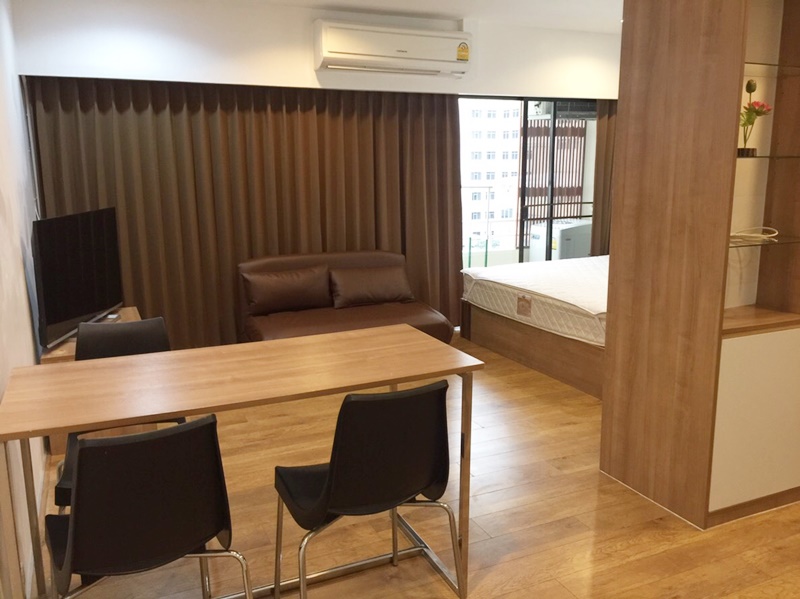 ให้เช่าคอนโด สราญใจ แมนชั่น พื้นที่ 38 ตร.ม. 1 ห้องนอน เช่า 18,000 บ/ด