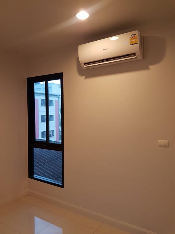 ขาย/ให้เช่าอาคารพาณิชย์ 3.5 ชั้น ย่านบางนา เช่า 35,000 บ/ด ขาย 8.5 ล้านบาท