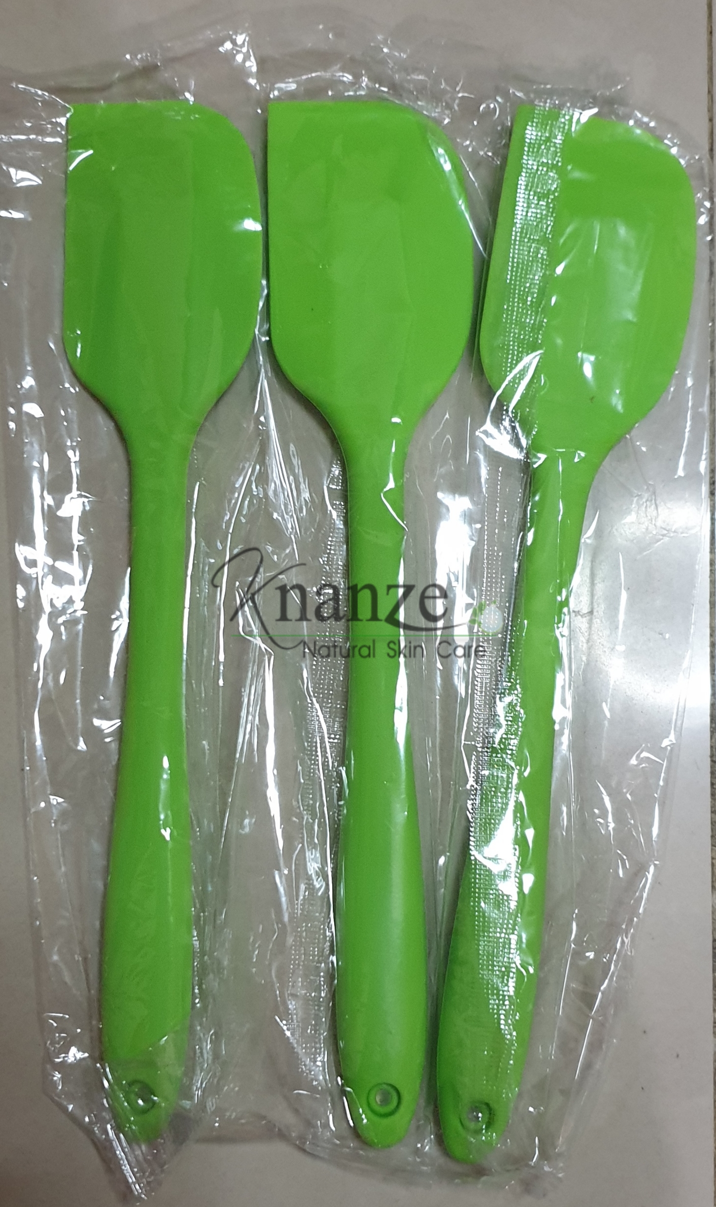 พายซิลิโคน ขนาด 27 cm. สีเขียว