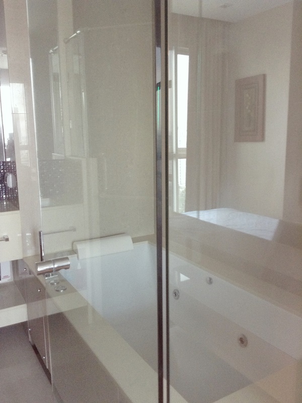 ให้เช่าคอนโด ดิ แอดเดรส อโศก ชั้น 15 พื้นที่ 36 ตรม. 1 ห้องนอน