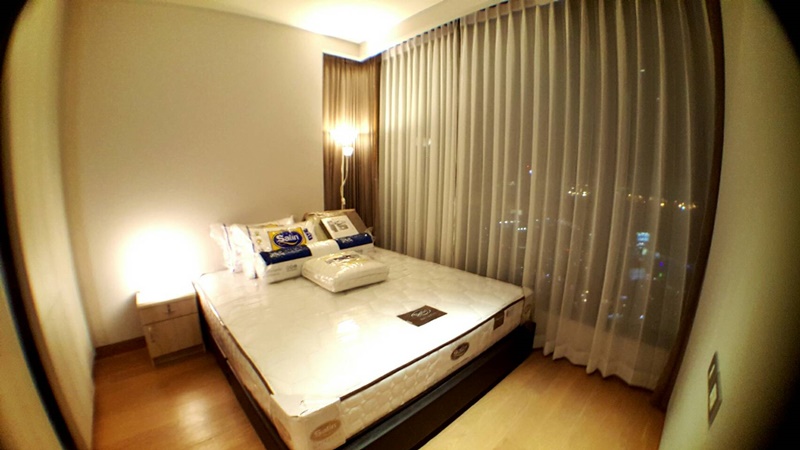 ขาย/ให้เช่าคอนโด เดอะ ลุมพินี 24 ตึก A พื้นที่ 62 ตร.ม. 2 ห้องนอน ขาย 14.95 ล้านบาท หรือ เช่า 57,900 บ/ด