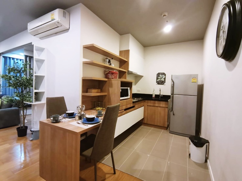 ให้เช่าคอนโด บลอคส์ 77 พื้นที่ 40 ตร.ม. 1 ห้องนอน ให้เช่า 22,000 บ/ด