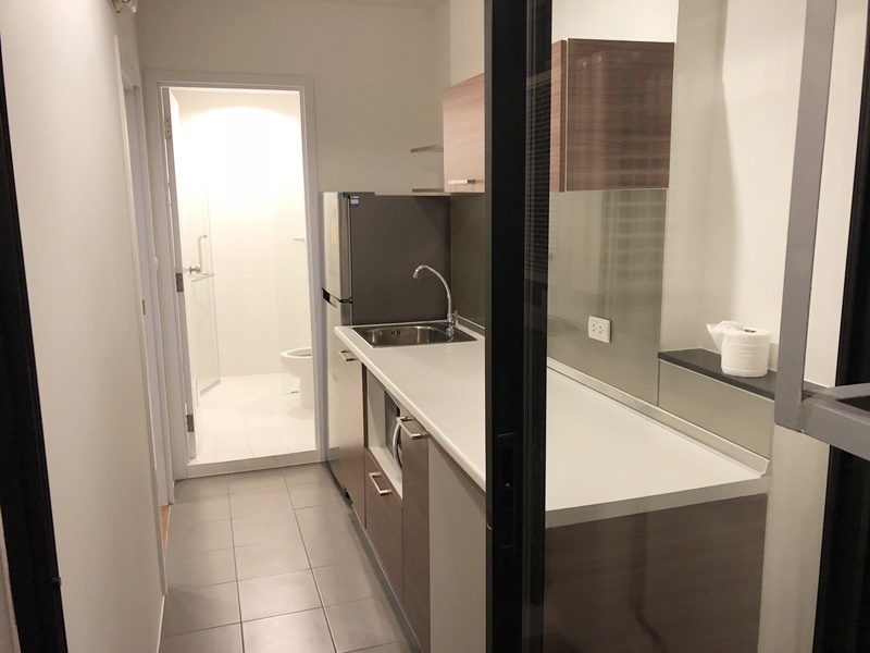 ขาย/ให้เช่า เดอะ ทรี อินเตอร์เชนจ์ 35.5 ตร.ม. 1 ห้องนอน เช่า 11,000 บ/ด ขาย 3.3 ล.