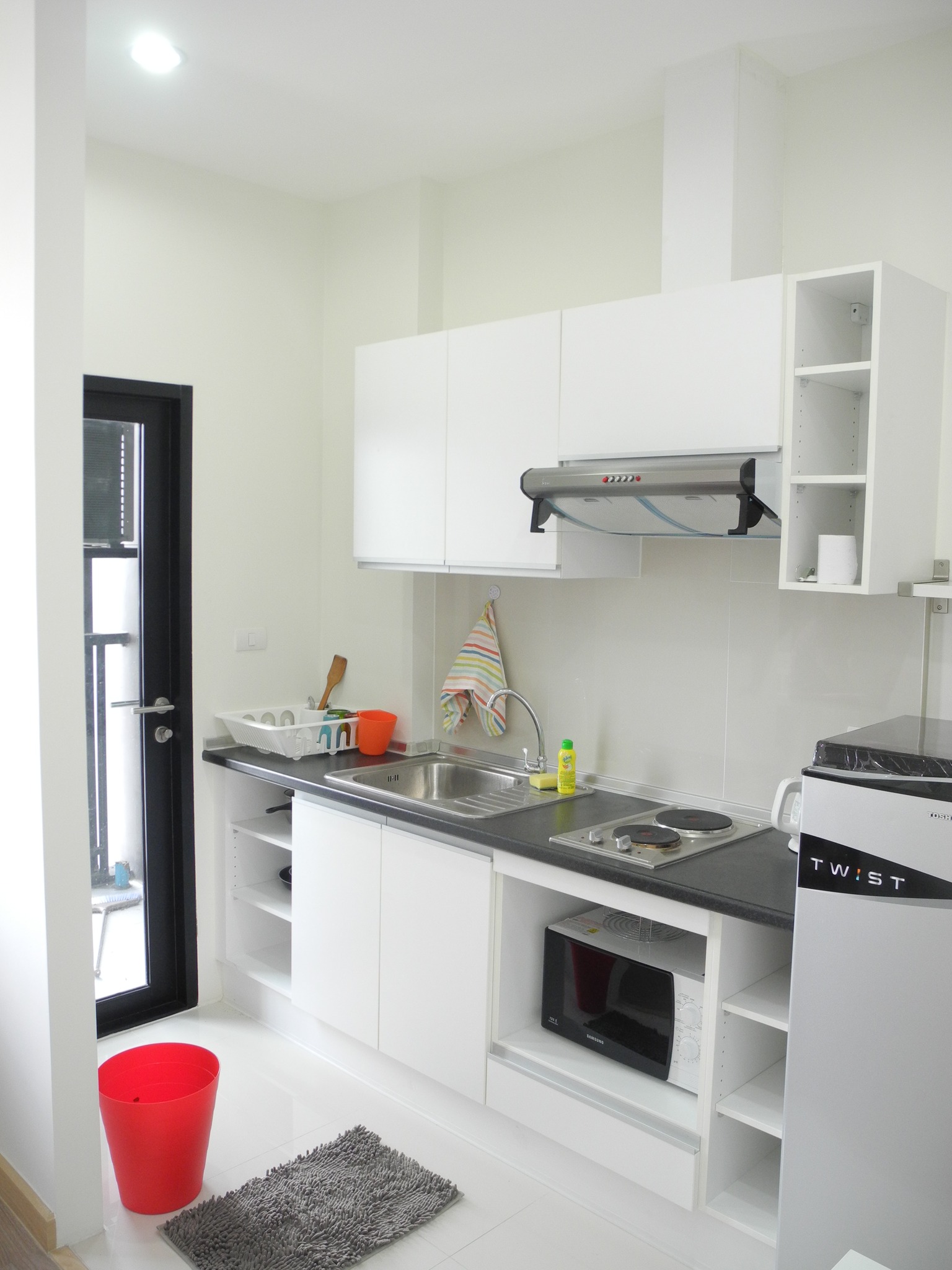 ให้เช่าคอนโด เอสโทร แจ้งวัฒนะ พื้นที่ 35 ตรม. 1 ห้องนอน ราคาเช่า 10,000 /เดือน