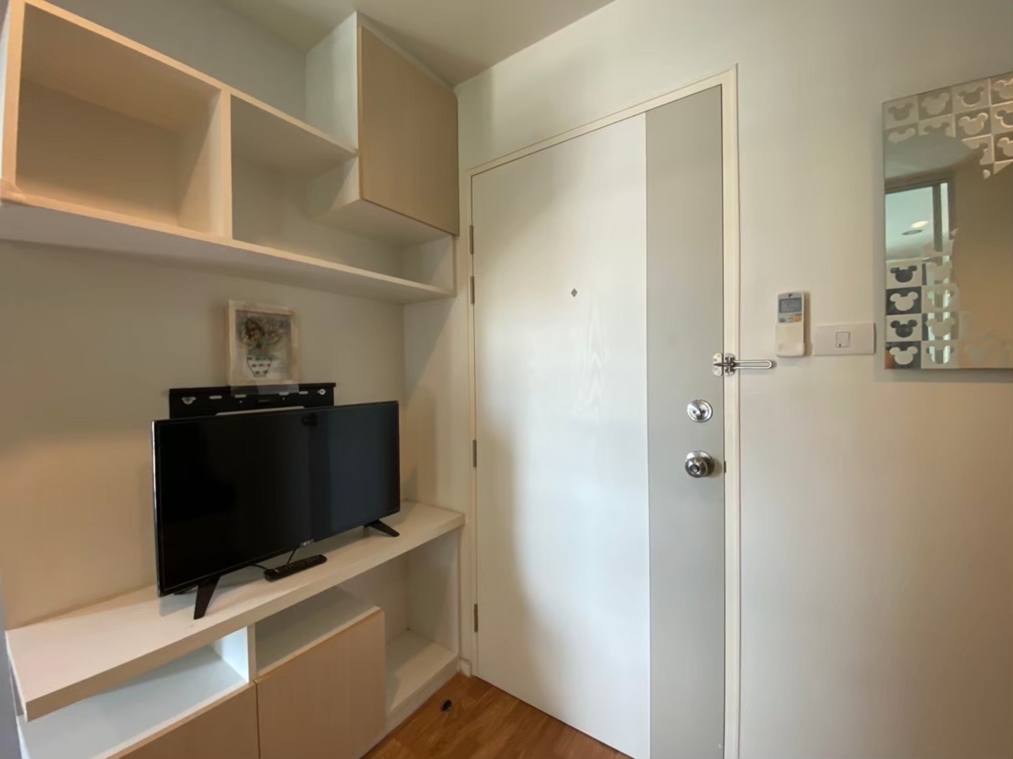 ให้เช่าคอนโดลุมพินี วิลล์ นครอินทร์ - ริเวอร์วิว พื้นที่ 26 ตร.ม. 1 ห้องนอน เช่า 6,500 บ/ด