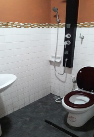 ให้เช่าทาวน์เฮ้าส์ 2 ชั้น ย่านงามวงศ์วาน พื้นที่ 22 ตรว. 2 ห้องนอน เช่า 17,500 บ/ด