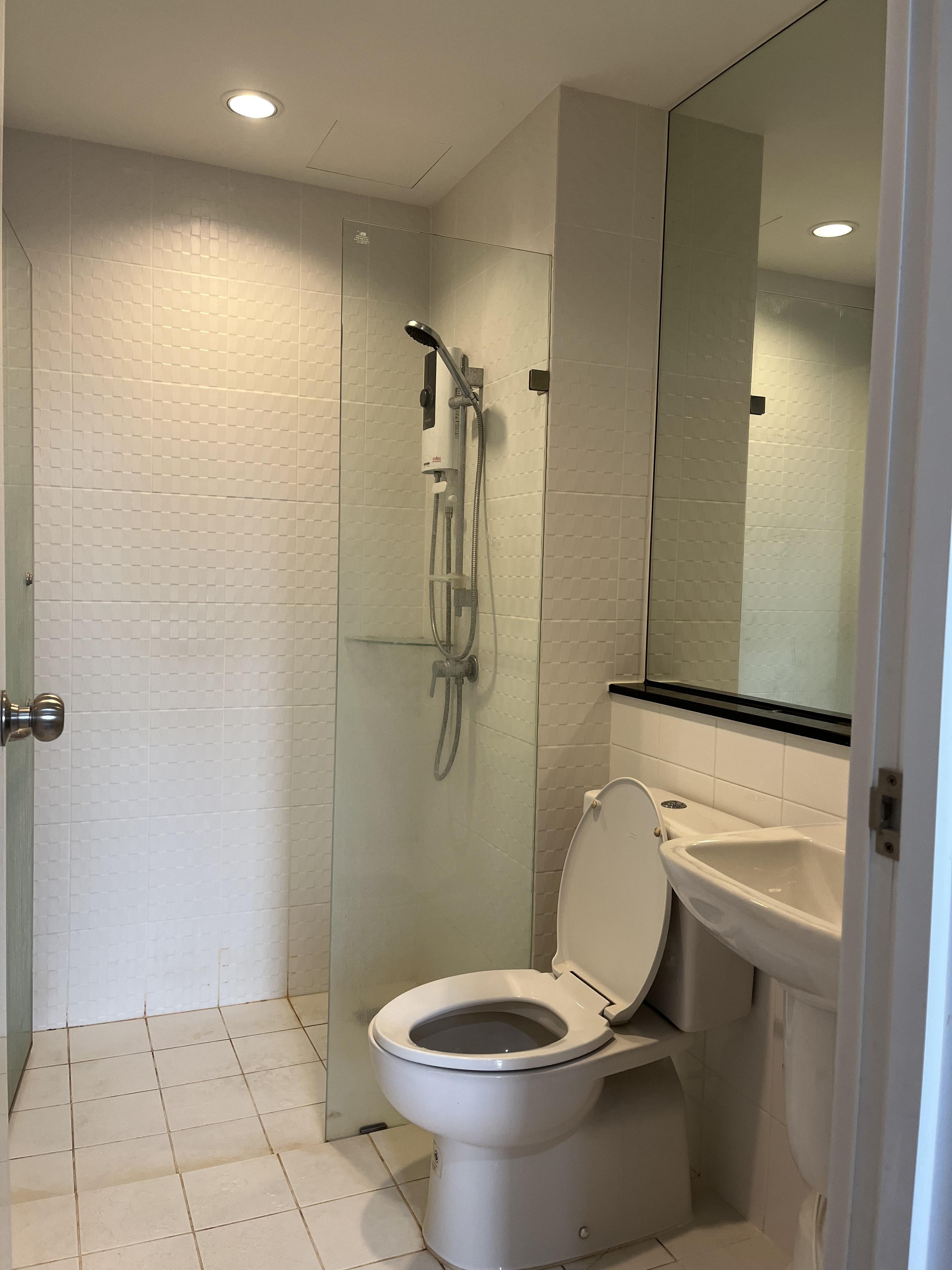 TM-N24.1 ให้เช่าคอนโด เดอะ ทรี อินเตอร์เชนจ์ พื้นที่ 36 ตร.ม. 1 ห้องนอน เช่า 13,000 บ/ด