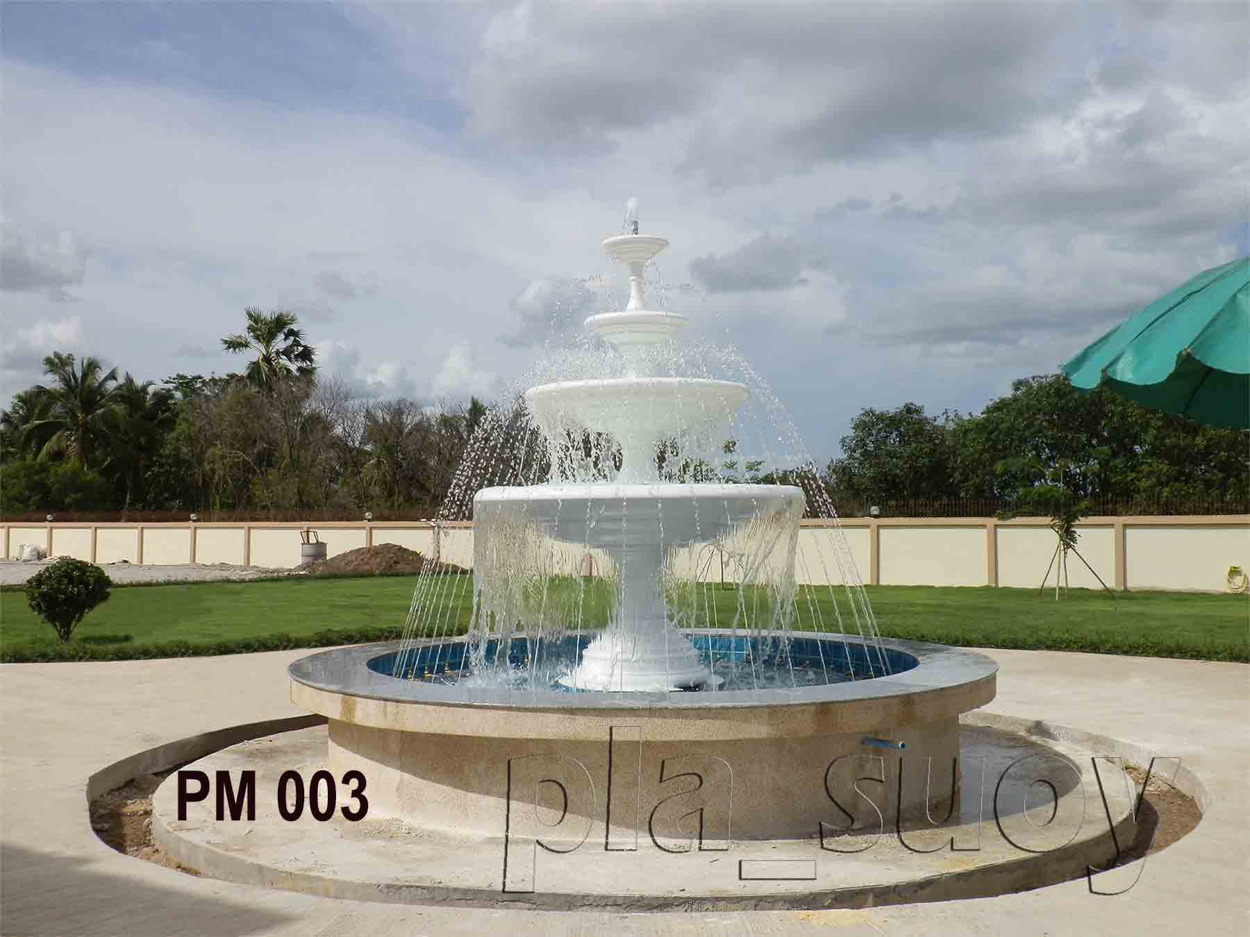 น้ำพุ ฮวงจุ้ย หน้าบ้าน คุณ สุรศักดิ์ เจ้าของ Polo Maker ที่ กาญจนบุรี